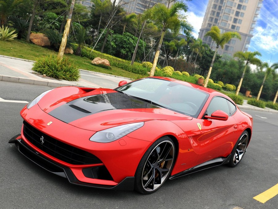 Феррари f12 Berlinetta
