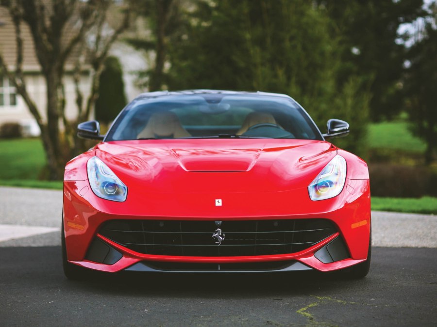 Ferrari ф12 Берлинетта