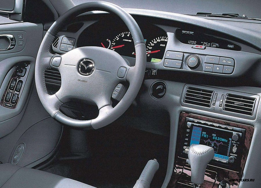 Mazda xedos 9, 2000