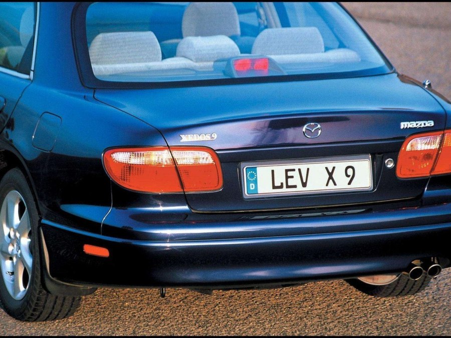 Mazda xedos 9, 2000