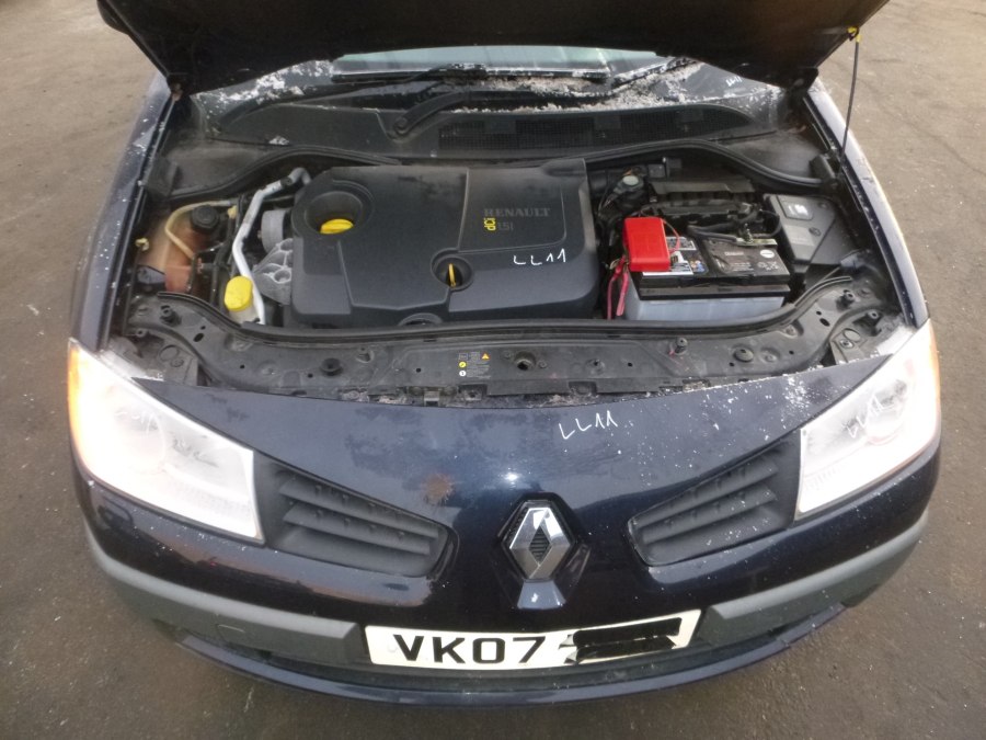 Renault Clio 2 под капотом