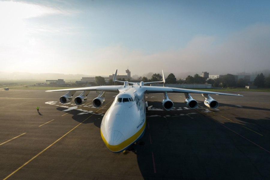 АН-225 Мрия салон