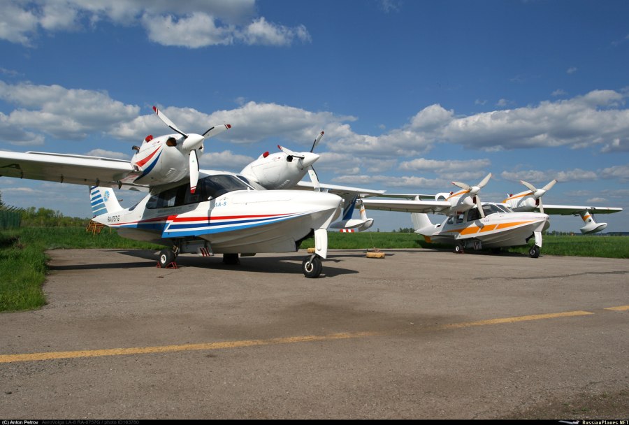 Самолёт-амфибия ла-8