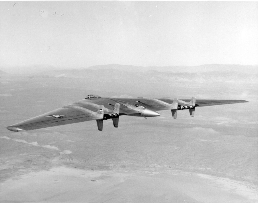 Northrop Grumman летающее крыло