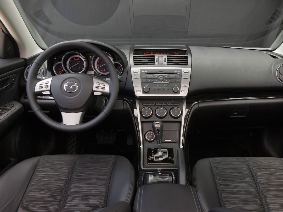 Mazda 6 MPS 2007 салон