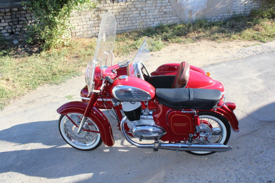Jawa 250/592