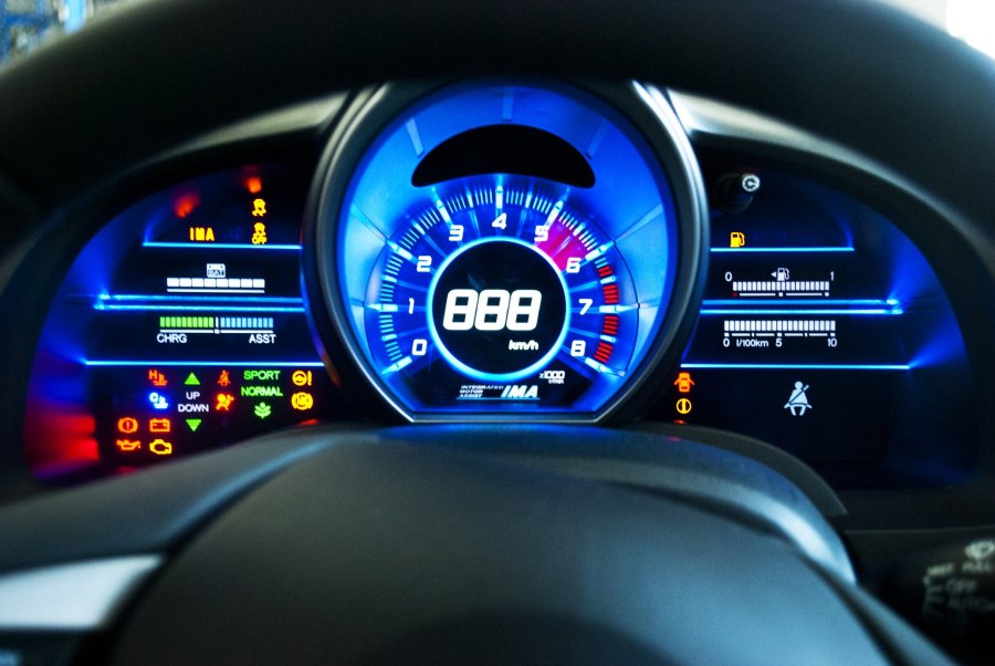 Honda CRZ приборная панель