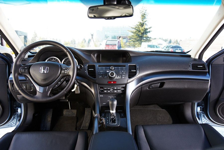 Honda Accord 7 панель приборов