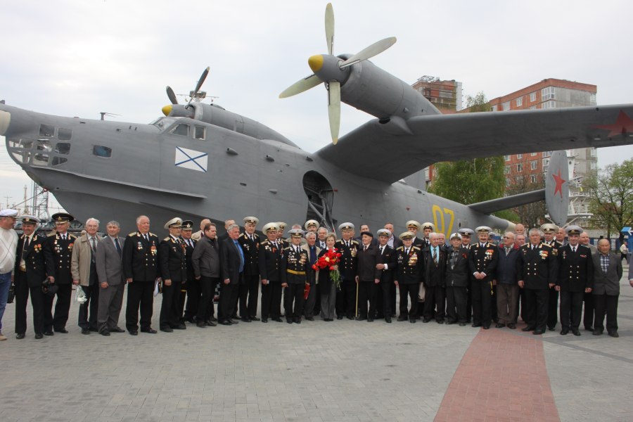 Гидросамолет бе-12 Калининград