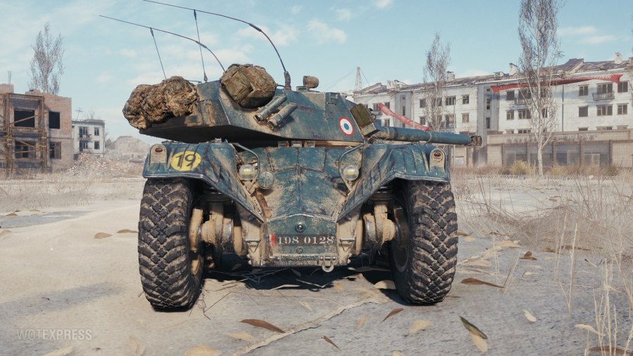 Французский танк EBR 105