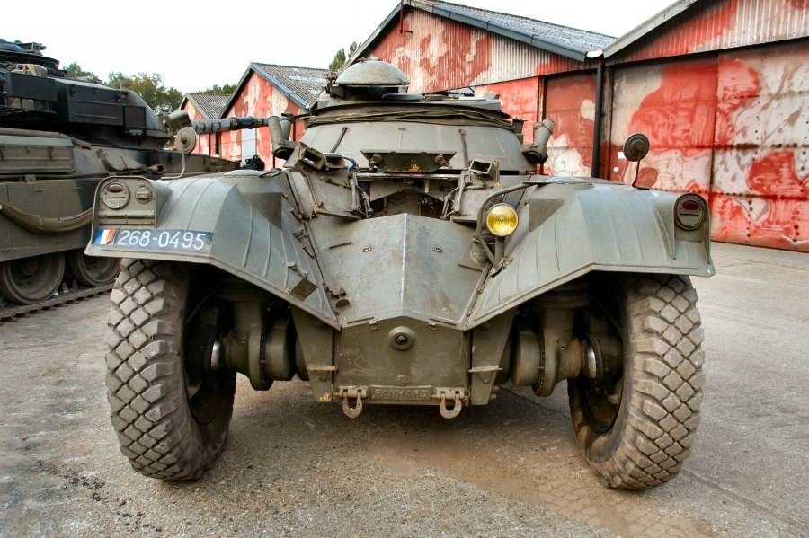 Ебр 105
