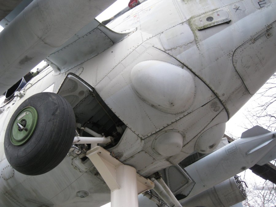 Mi 8 Gunship