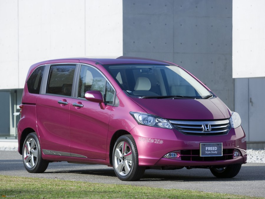 Honda freed Hybrid 2017