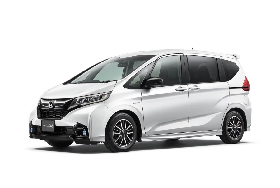 Honda freed gb3 гибрид