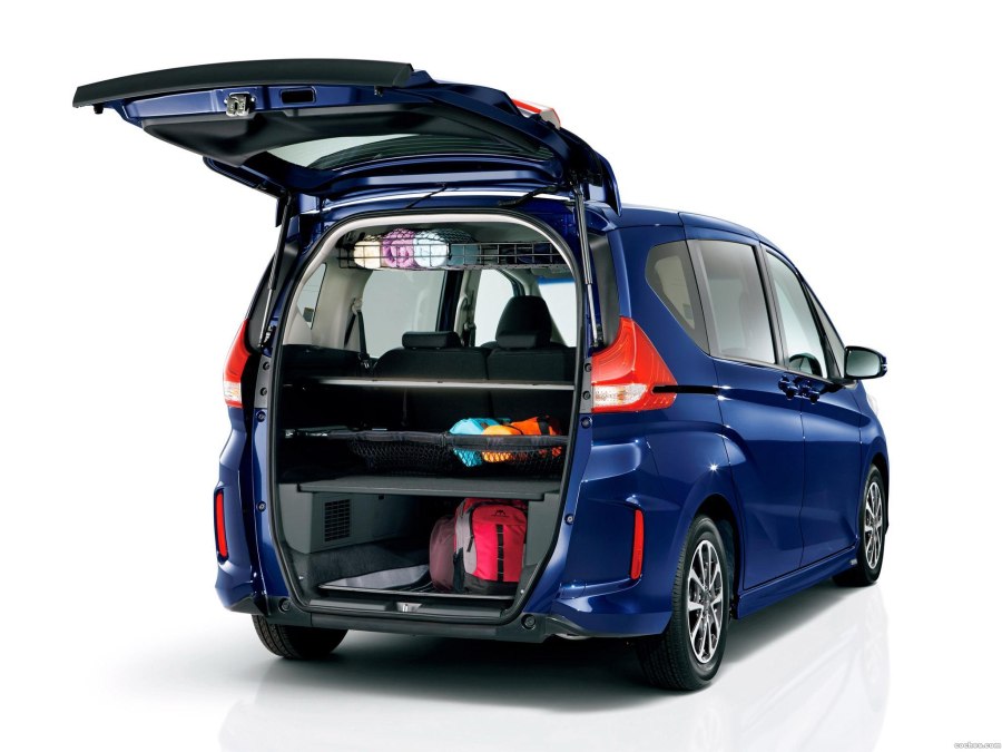 Honda freed+ багажник