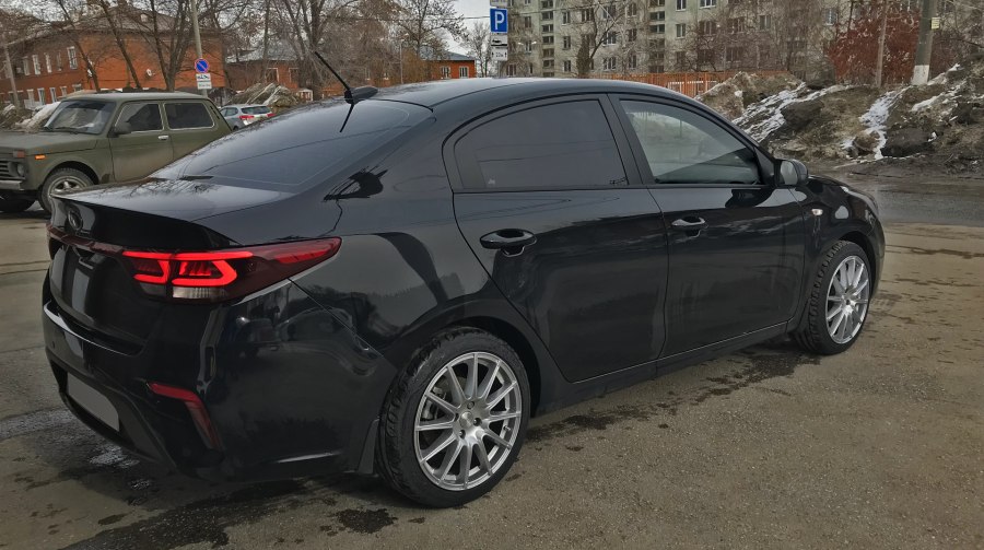 Kia Rio 4 r17