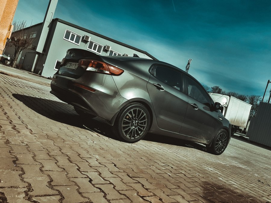 Kia Rio 3 r17