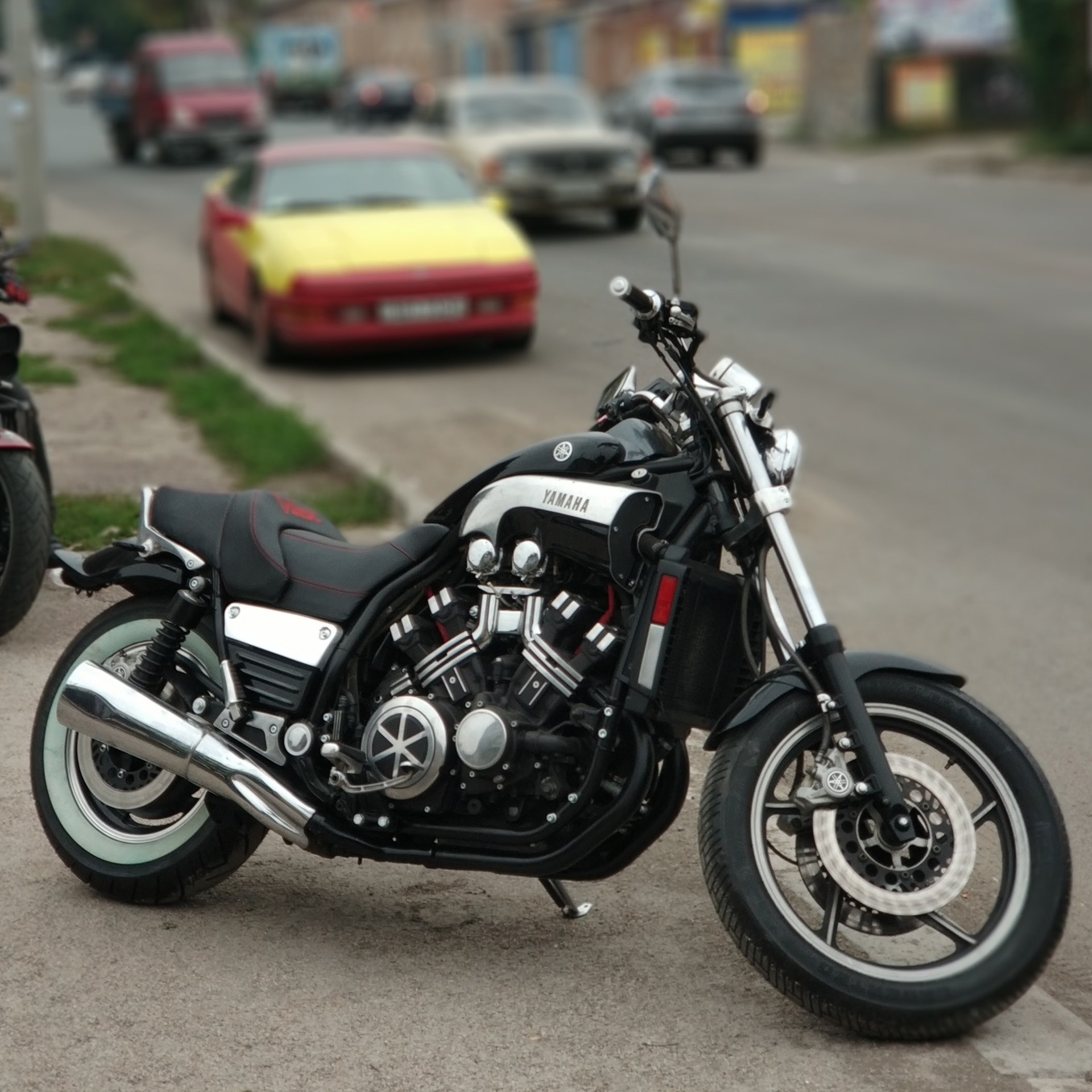 Yamaha v Max 1200 посадка