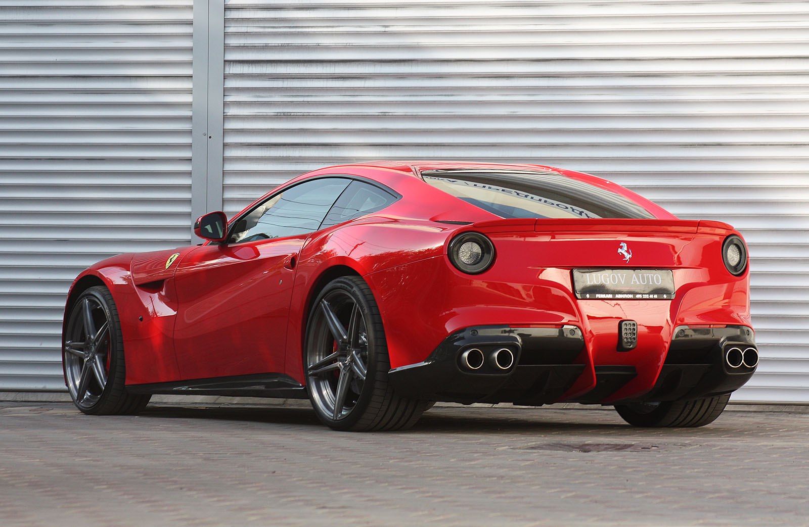 Ferrari f12 черная