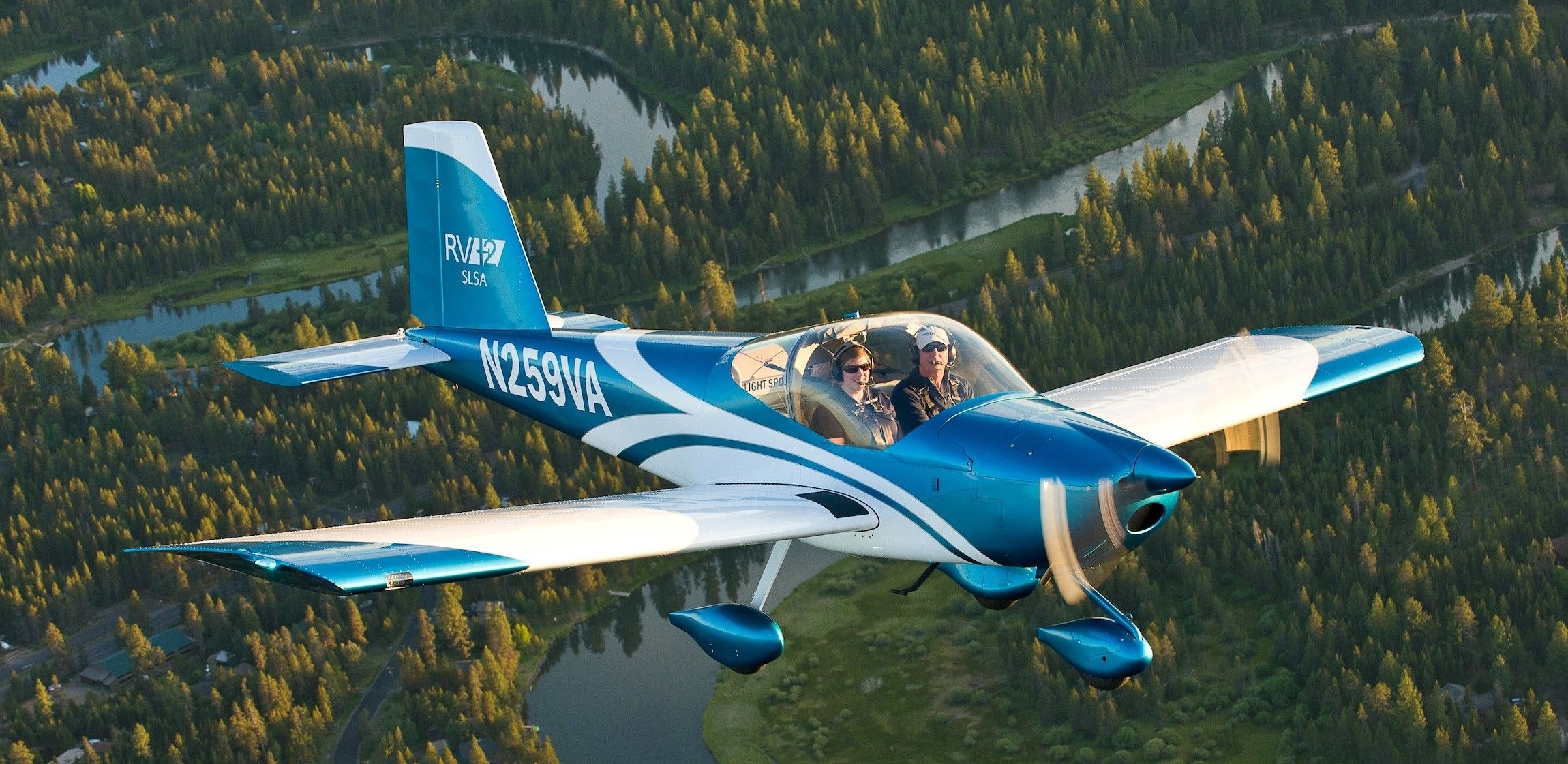 Cetus x. Vans RV-12. Cetus RV-7. RV-7 самолет. Легкомоторный самолет rv12.