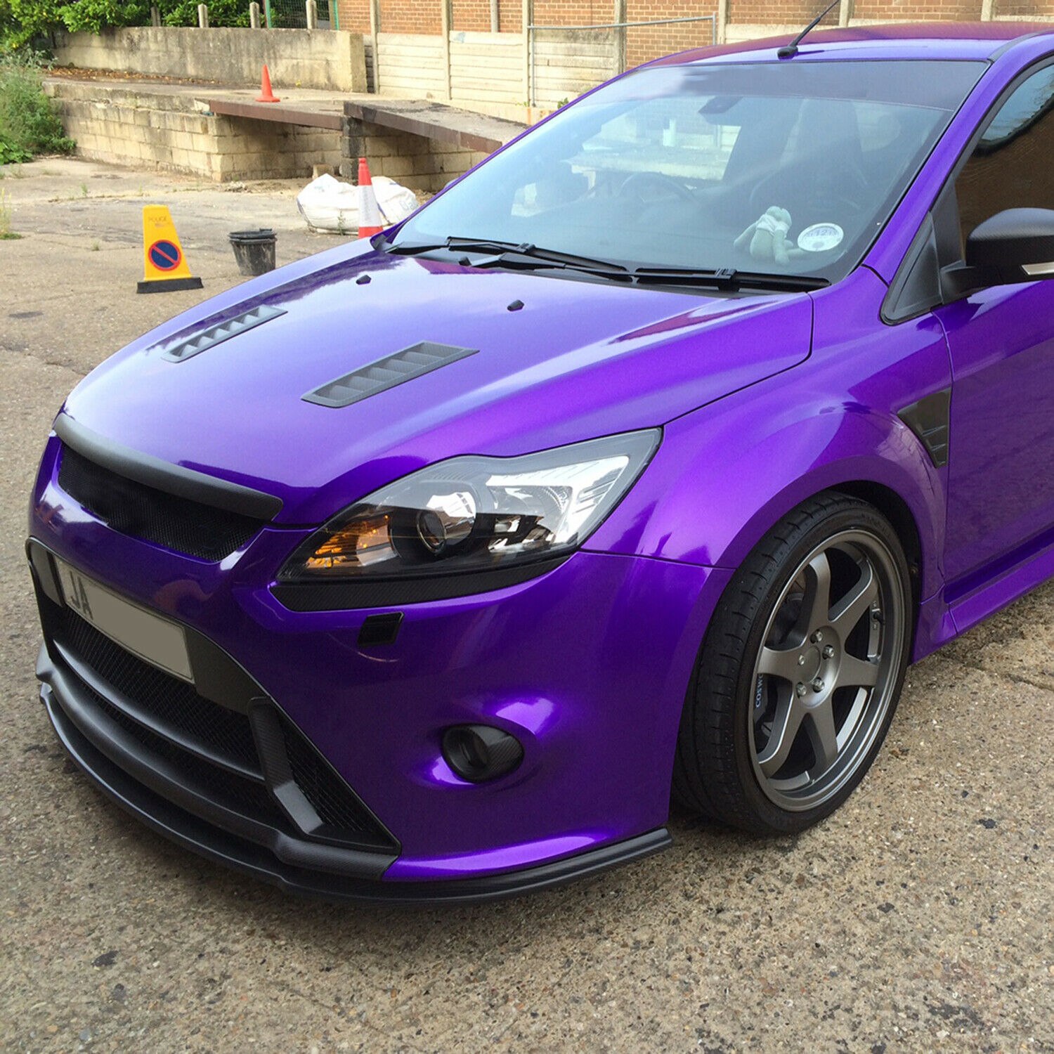 Ford focus цвет. Focus RS mk2. Ford Focus 2 фиолетовый. Ford Focus 2 Purple. Ford Focus RS mk2.