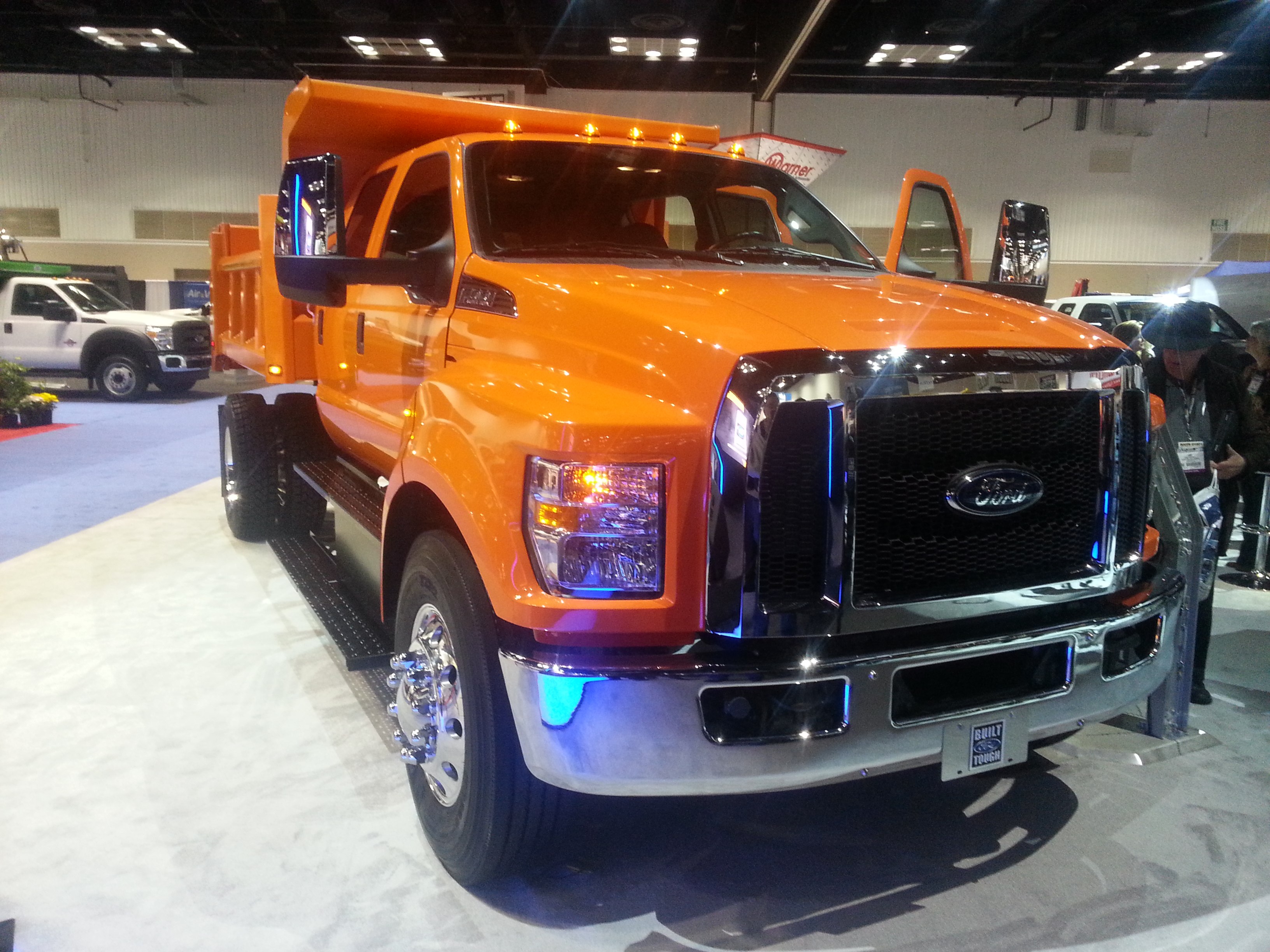 Форд ф 750. Ford f-650/f-750 super Duty. Ford f750 super Duty. Ford 650 super Duty. Форд f 650 super Duty.