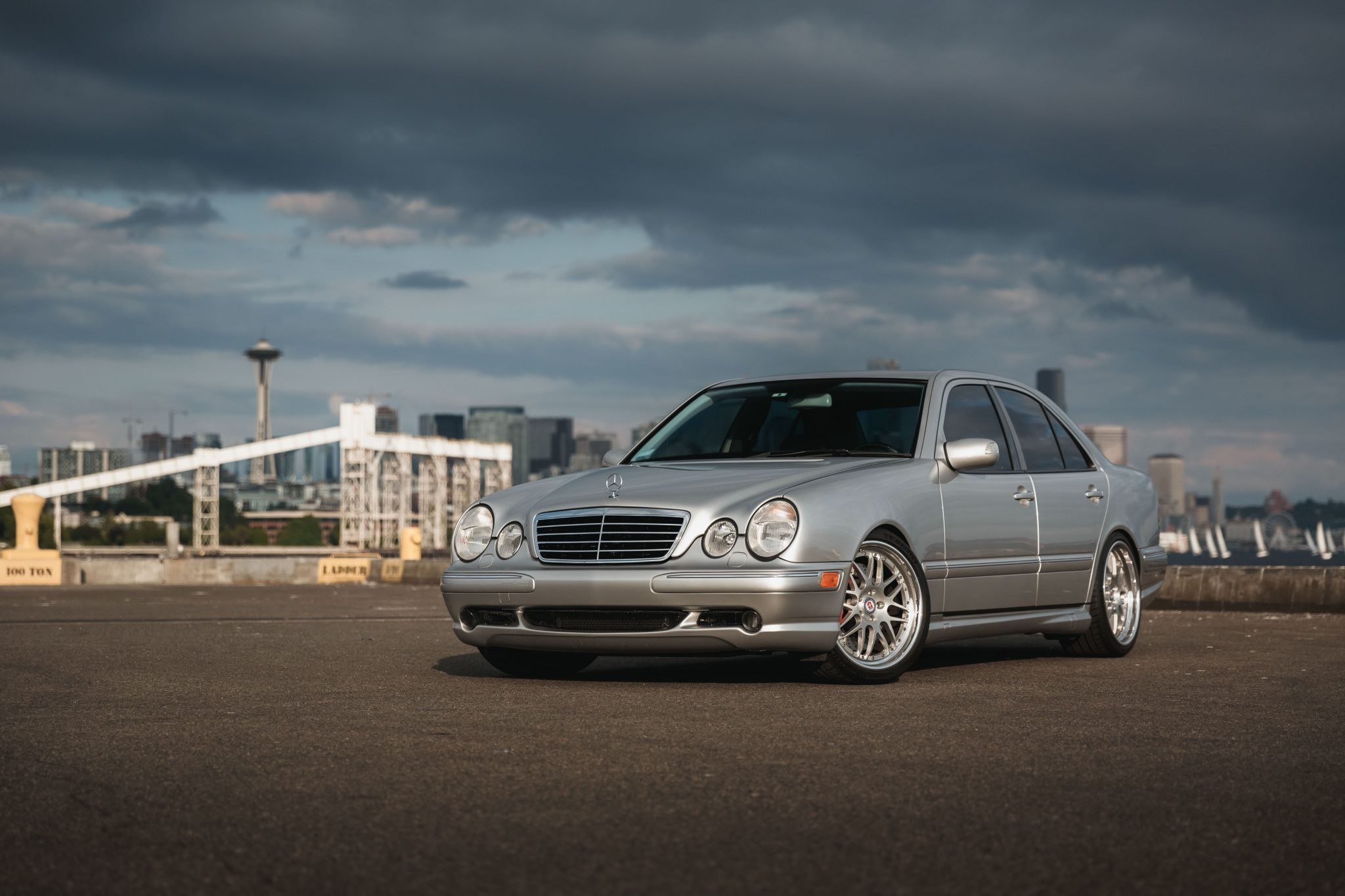 Треть 210. Mercedes Benz w210 e55. Mercedes Benz w210 AMG. Mercedes e55 w210. Mercedes e55 AMG w210.