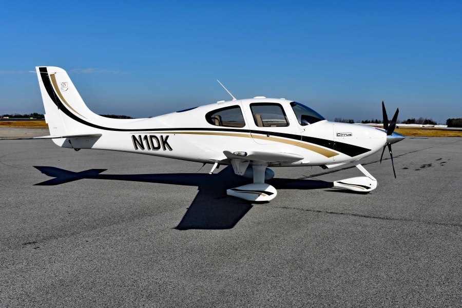 Цирус SR 22