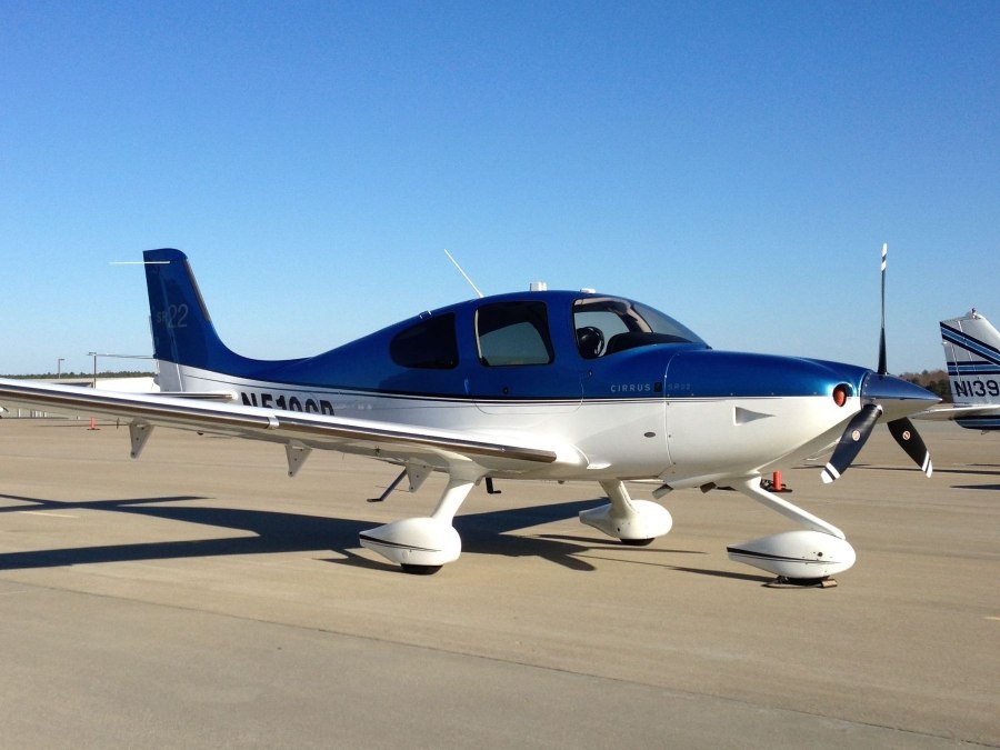 Cirrus sr22 Turbo