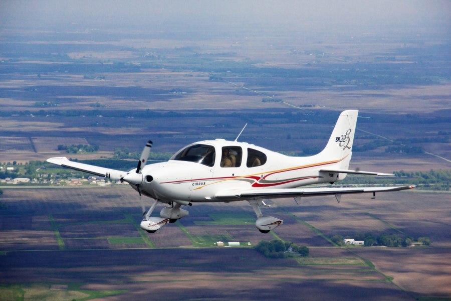 Cirrus sr22