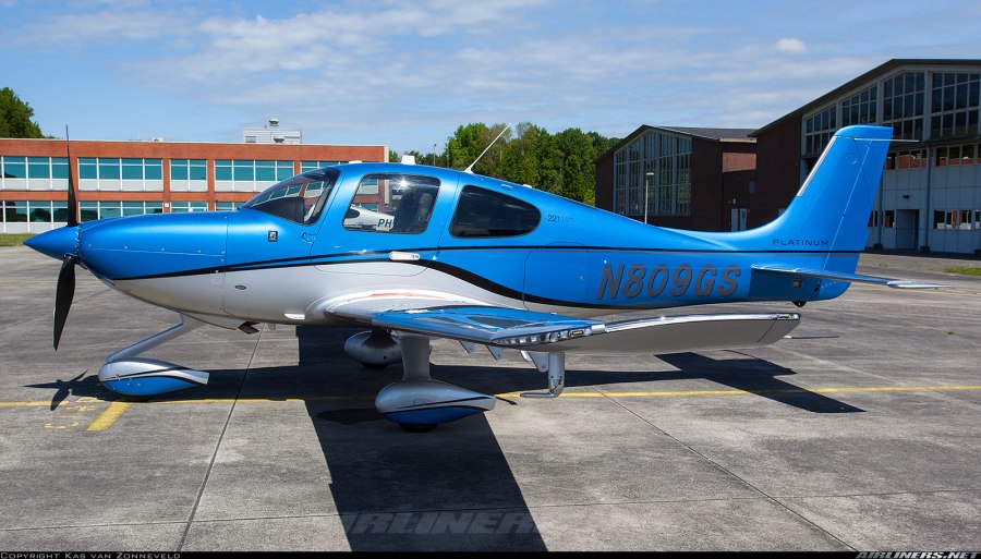 Цирус SR 22