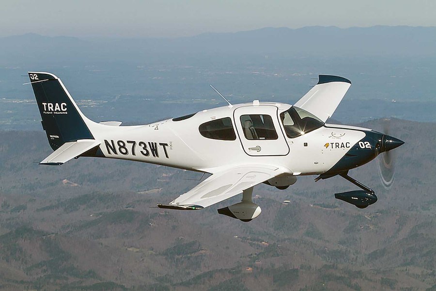 Сайрус SR 22