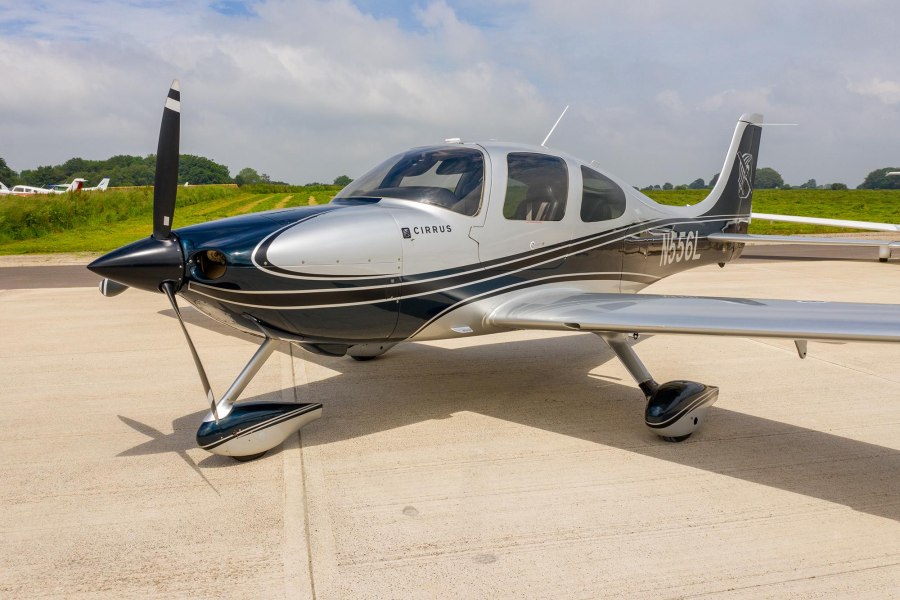 Самолеты Циррус SR 22