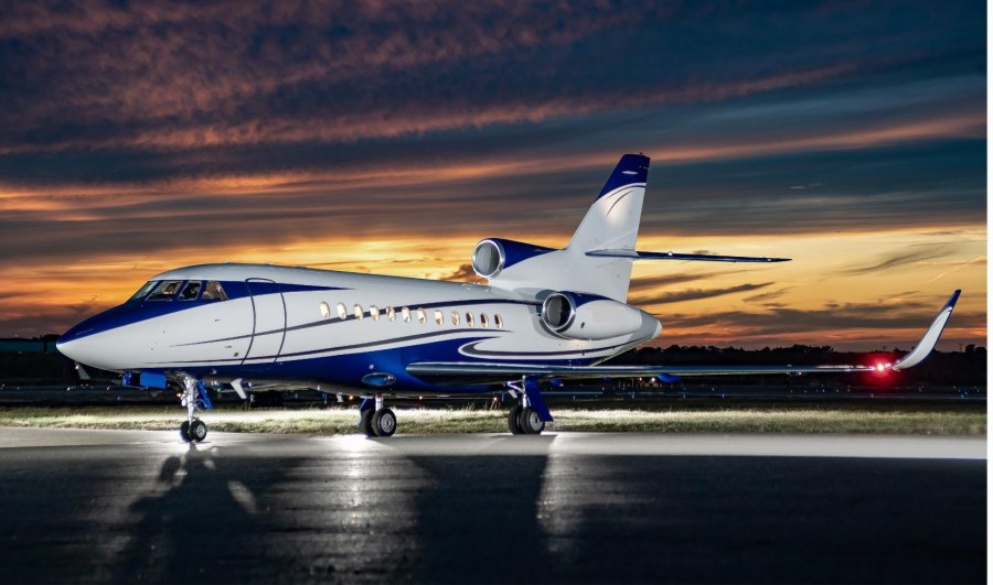 Falcon 900 easy