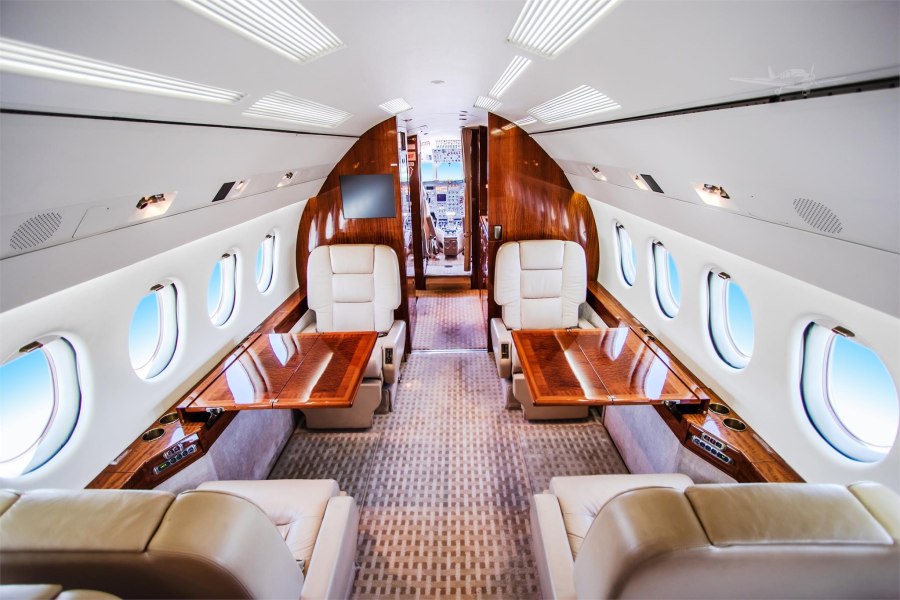 Dassault Falcon 900b