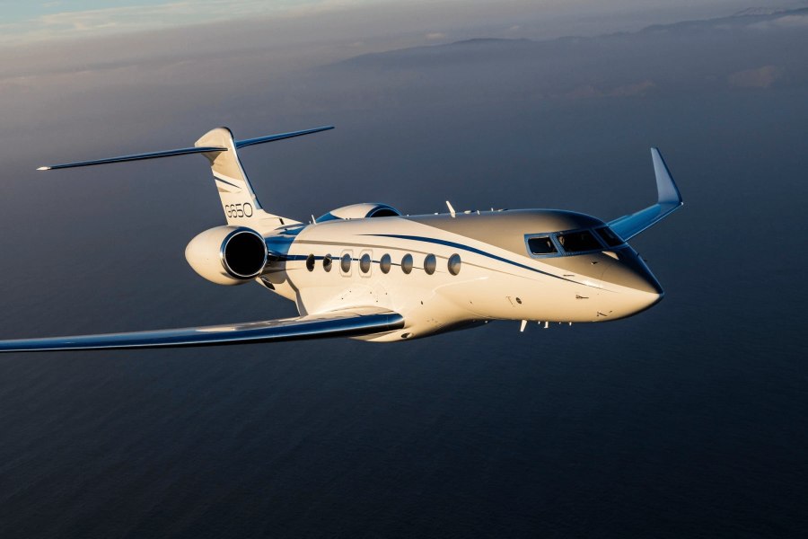 Самолет Bombardier Global 5000