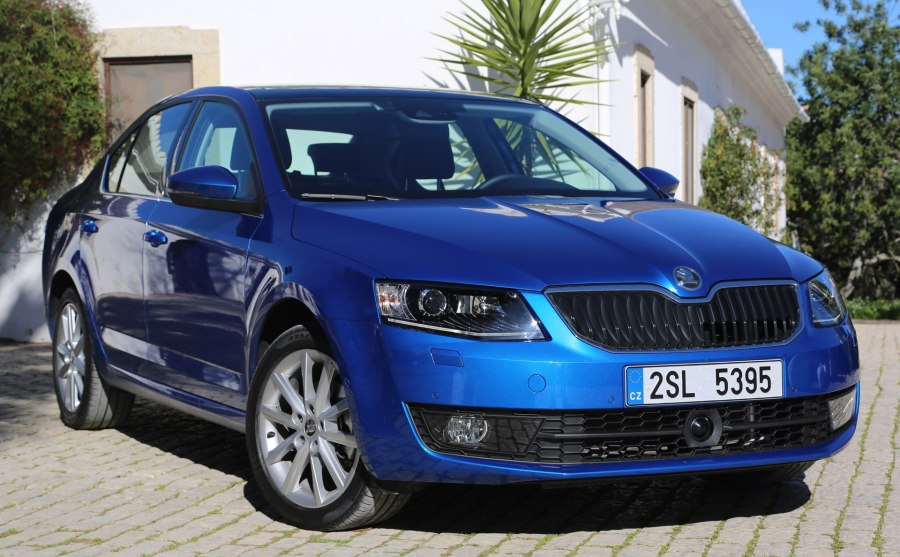 Škoda Octavia a7 коричневый
