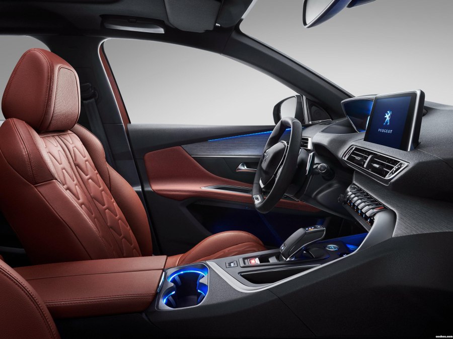 Peugeot 4008 салон