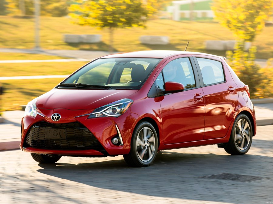 Toyota Yaris Тойота Ярис