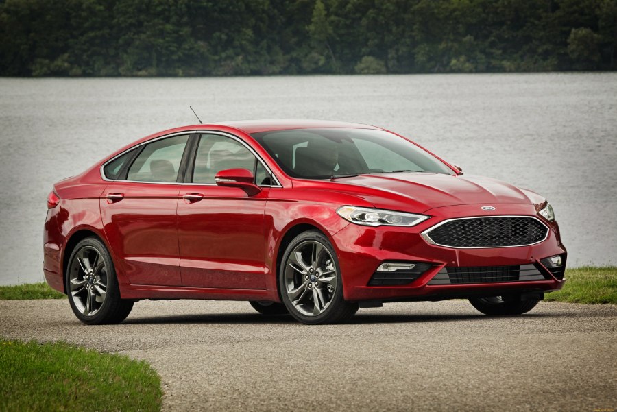 Ford Fusion седан 2015