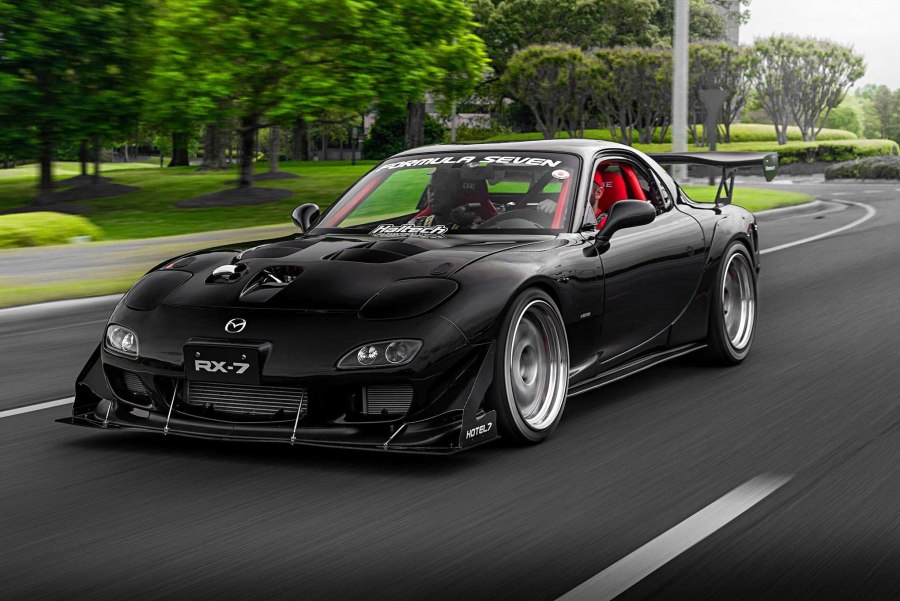 Мазда RX 7