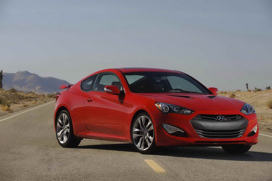 Hyundai Genesis купе 2014