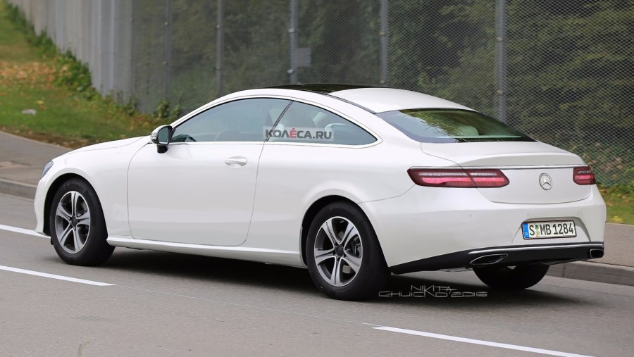 Mercedes Benz c207