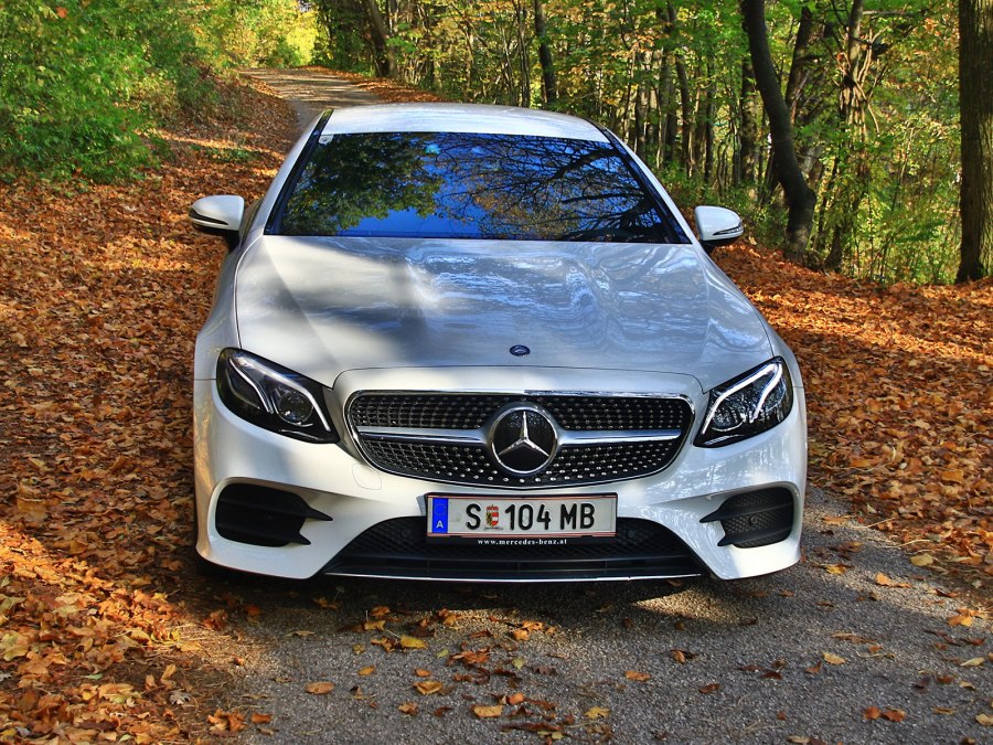 Мерседес e200 Coupe
