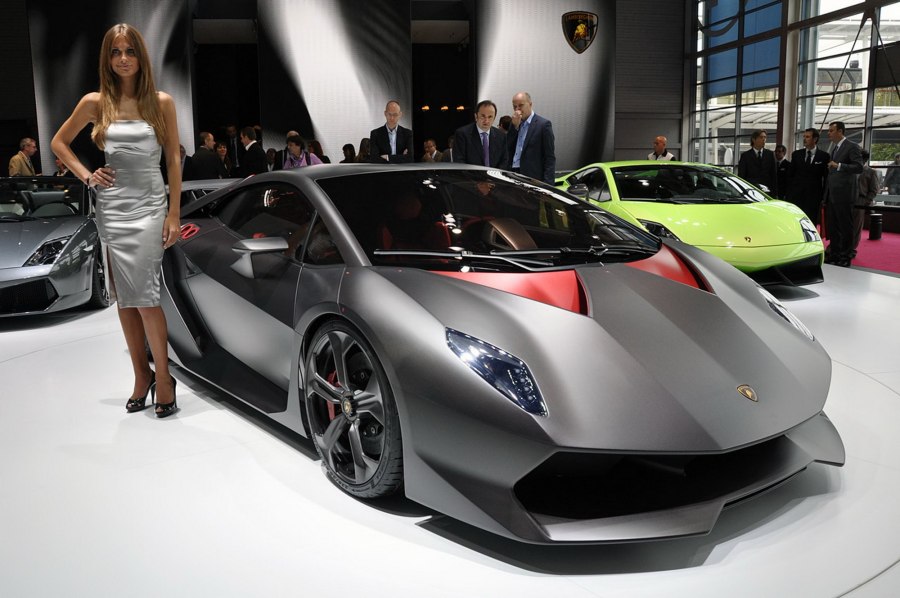 Lamborghini Aventador lp700-4 2011