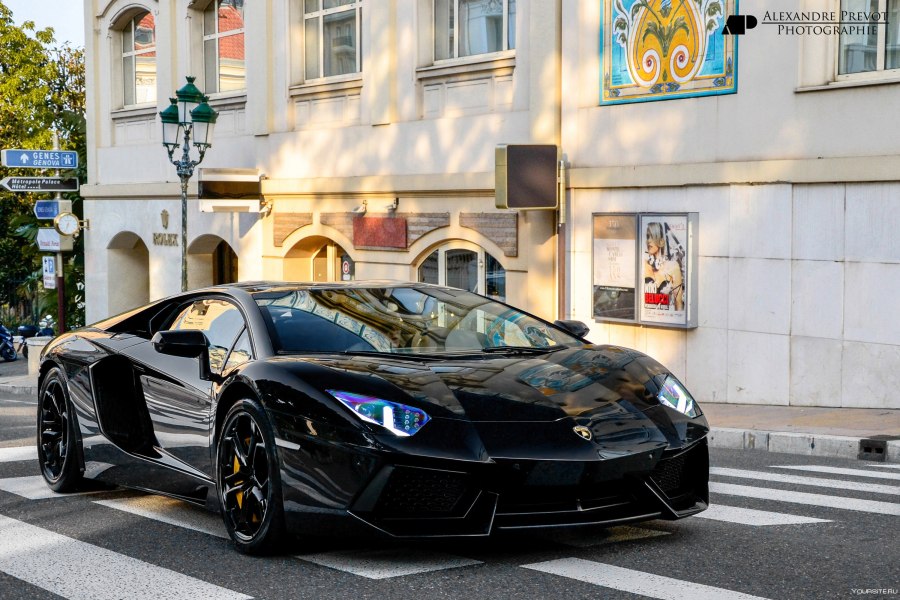 Lamborghini Aventador lp700-4 Золотая