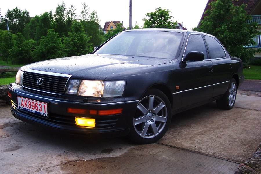 Lexus LX 400 2000