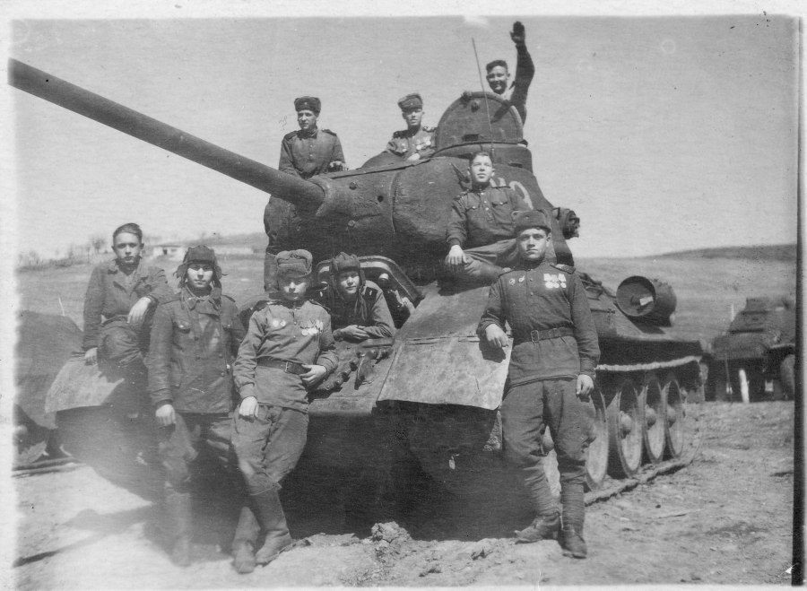 Три танкиста фильм 1941