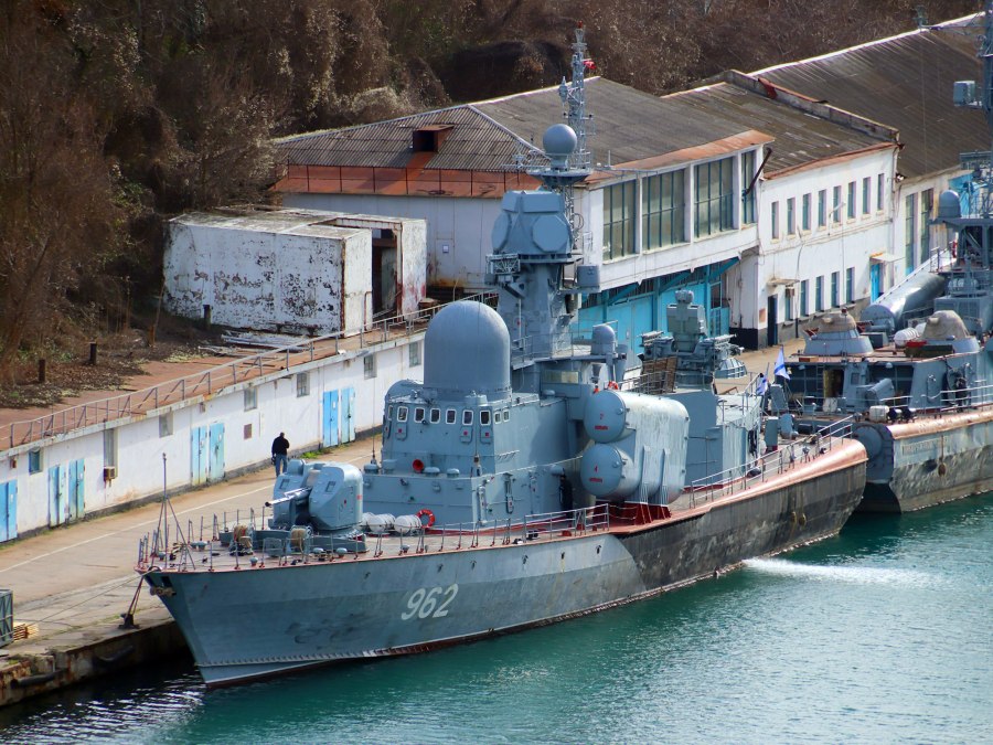 Ракетный катер 12411