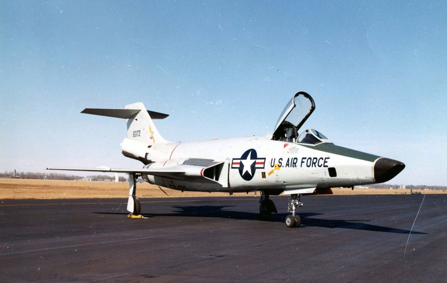 Истребитель MCDONNELL F-101a Voodoo